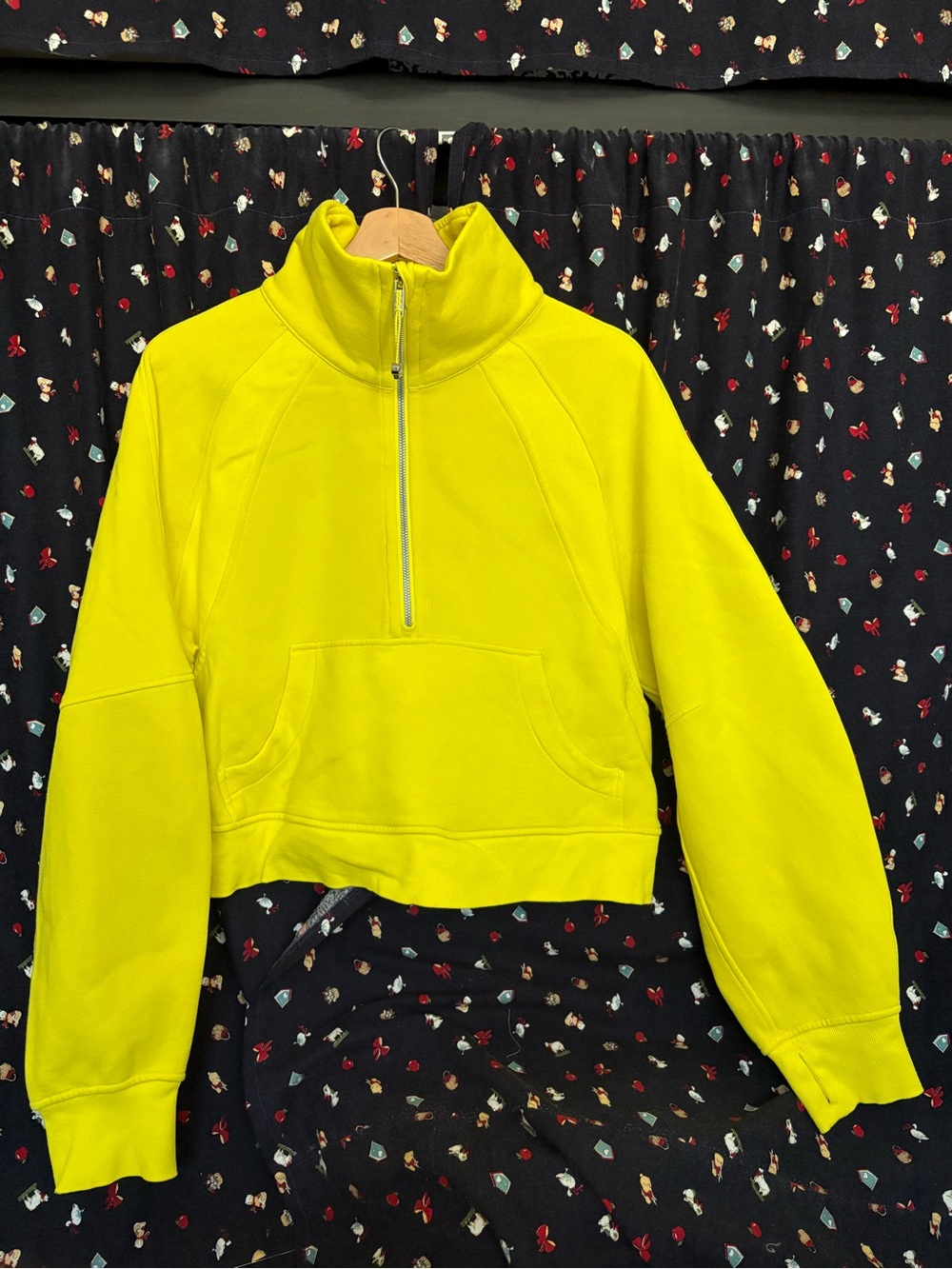 Lululemon Scuba Oversized Funnel Neck Shirt Size M/L